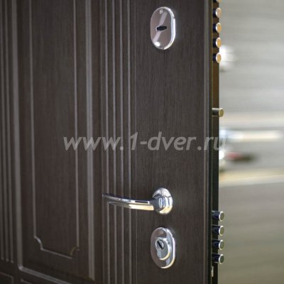 Входная дверь Интекрон Италия венге, ФЛЗ-516 сосна белая, зеркало